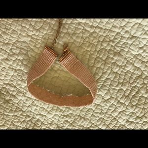 Choker necklace